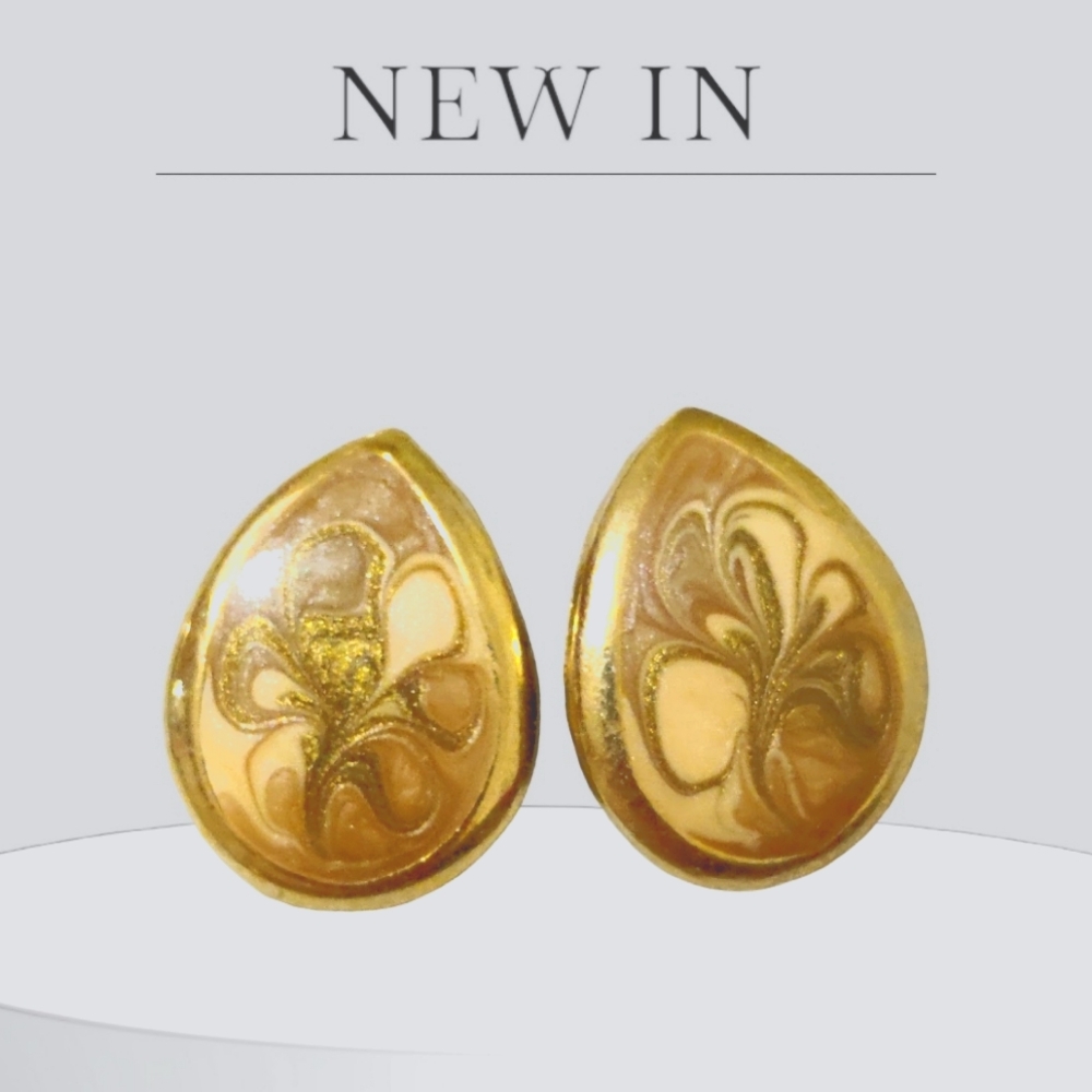 Gold Swirl Earrings! .5" x 1" in Size w Solid Post Mount! No Dangle!